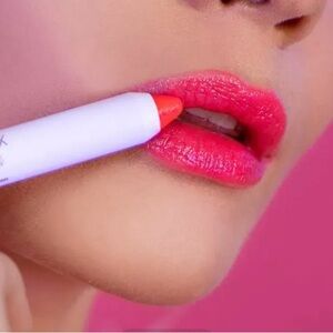 WINKY LUX After Dark Blacklight Pink Lip Liner/Crayon
